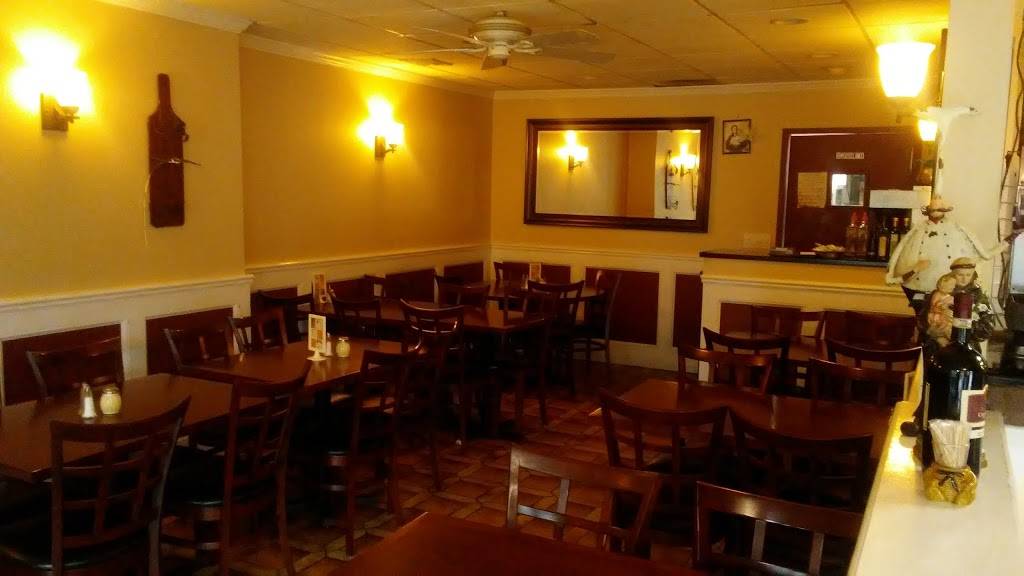 Delicious Restaurant & Pizzeria | restaurant | 60 Landing Rd, Glen Cove, NY 11542, USA | 5167590793 OR +1 516-759-0793