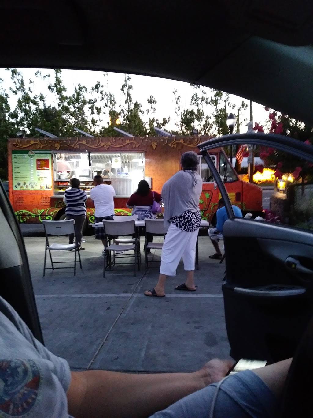 La Bamba Taco Truck | restaurant | 18155 Sonoma Hwy, Sonoma, CA 95476, USA | 7073221070 OR +1 707-322-1070