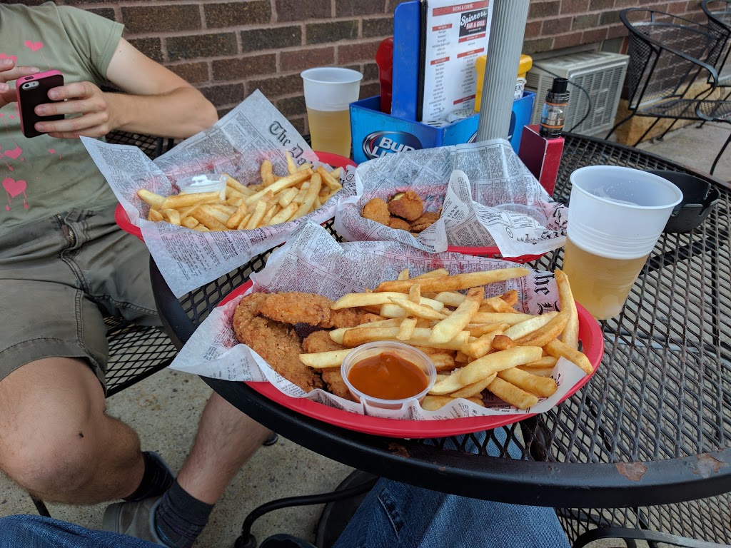 Spinners Bar and Grill | restaurant | 301 Belgrade Ave, North Mankato, MN 56003, USA | 5076259751 OR +1 507-625-9751