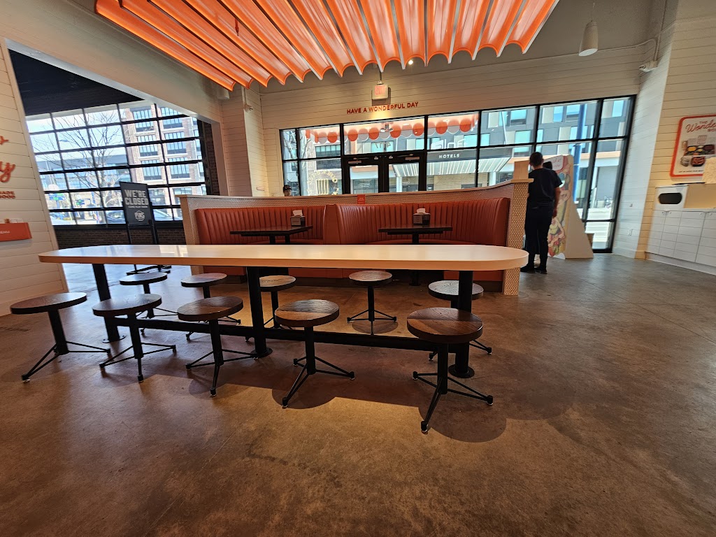 Weenie Wonder | restaurant | 4117 Worth Ave Unit WW, Columbus, OH 43219, USA | 6146839523 OR +1 614-683-9523