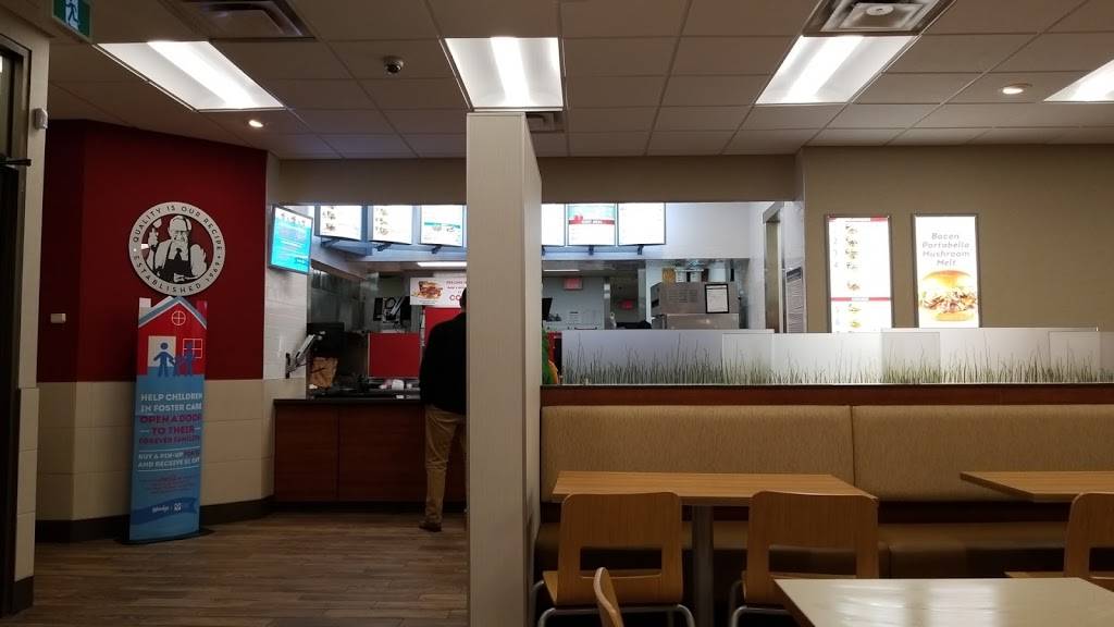 Wendys | restaurant | 628 Yonge St, Barrie, ON L4N 4E6, Canada | 7057300268 OR +1 705-730-0268