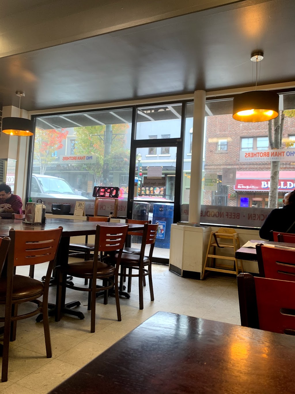 Pho Than Brothers | restaurant | 4207 University Way NE, Seattle, WA 98105, USA | 2066327272 OR +1 206-632-7272