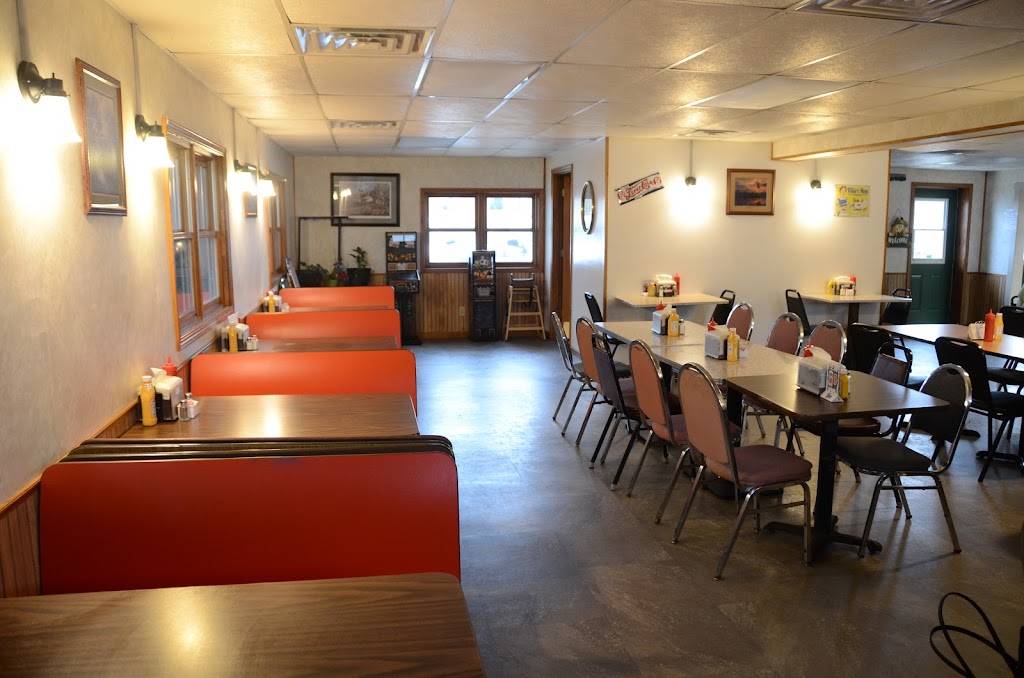 Tysons Diner | restaurant | 701 E 4th St, Beardstown, IL 62618, USA | 2173231964 OR +1 217-323-1964