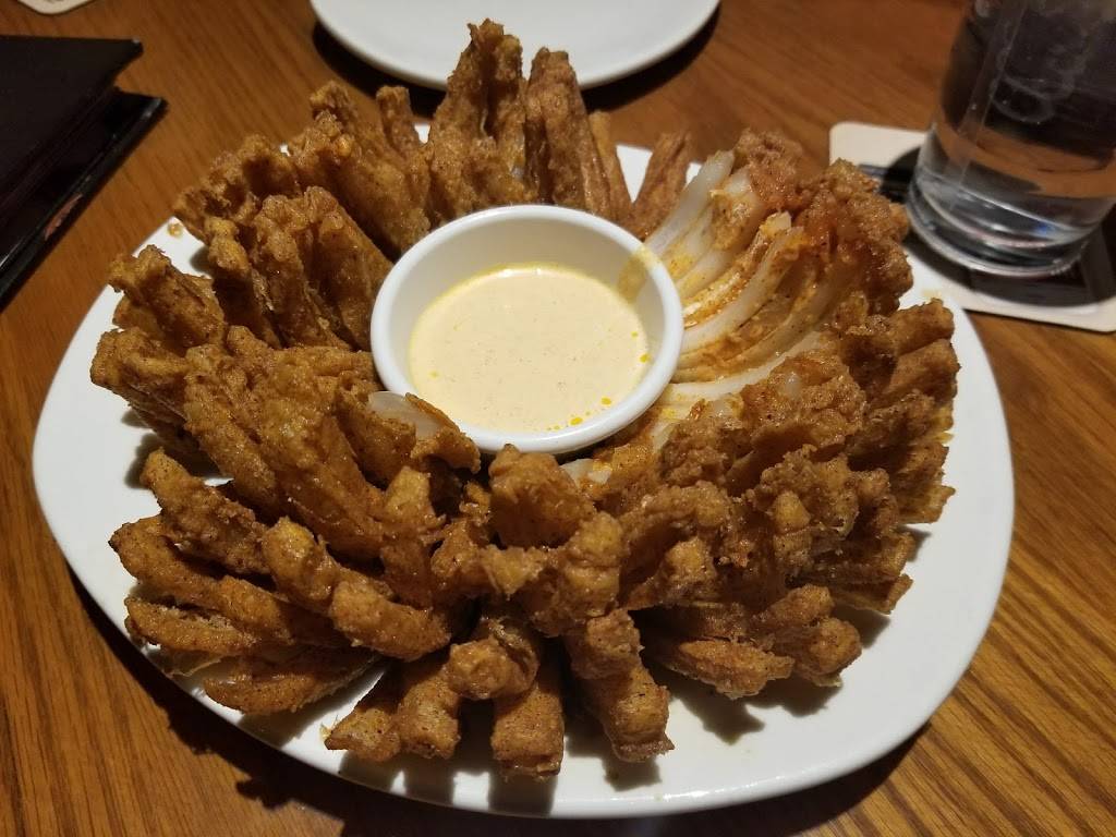 Outback Steakhouse | restaurant | 6100 Rockside Pl, Independence, OH 44131, USA | 2165203544 OR +1 216-520-3544