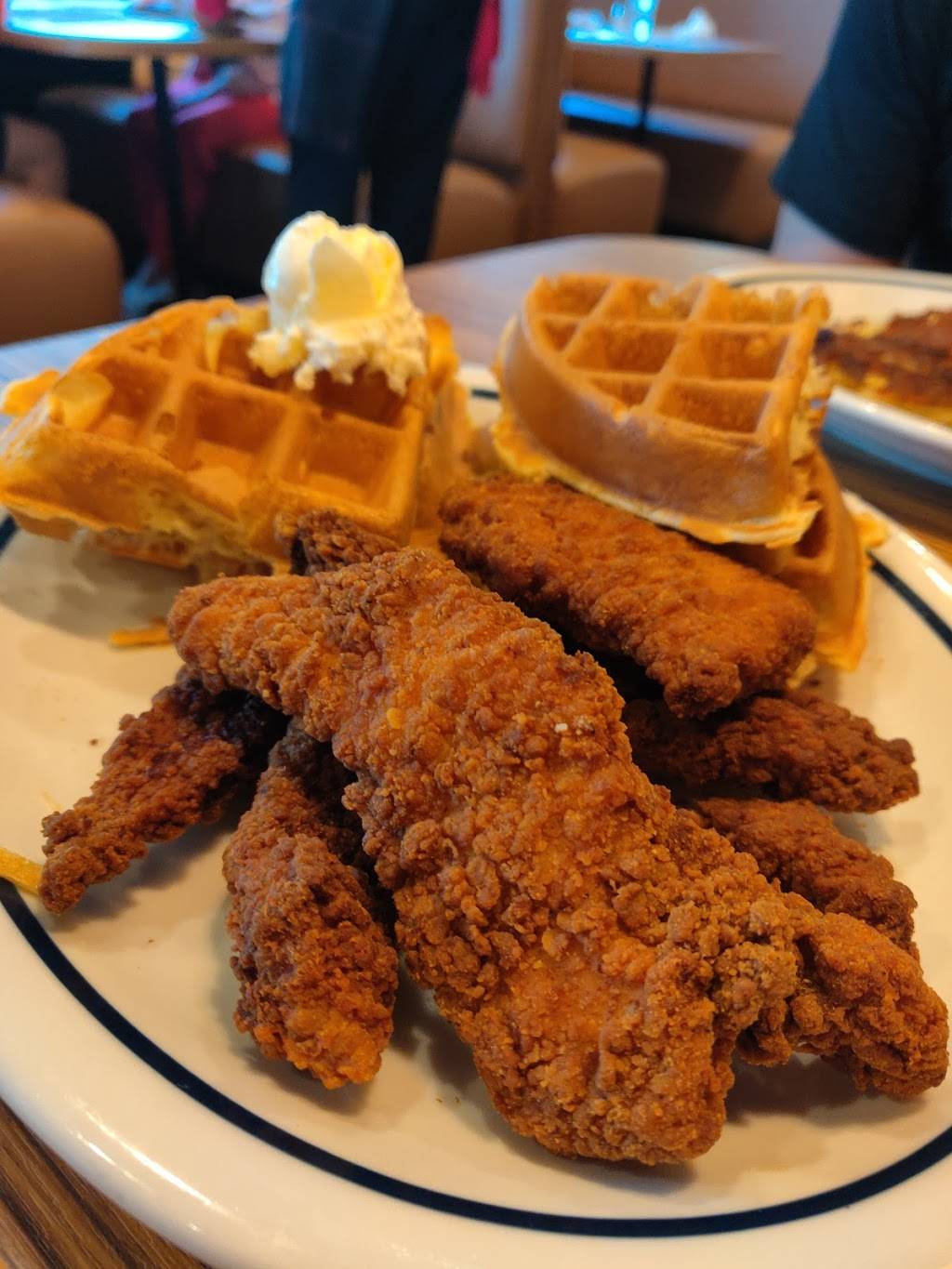 IHOP | restaurant | 869 SW 107th Ave, Miami, FL 33174, USA | 3059250576 OR +1 305-925-0576