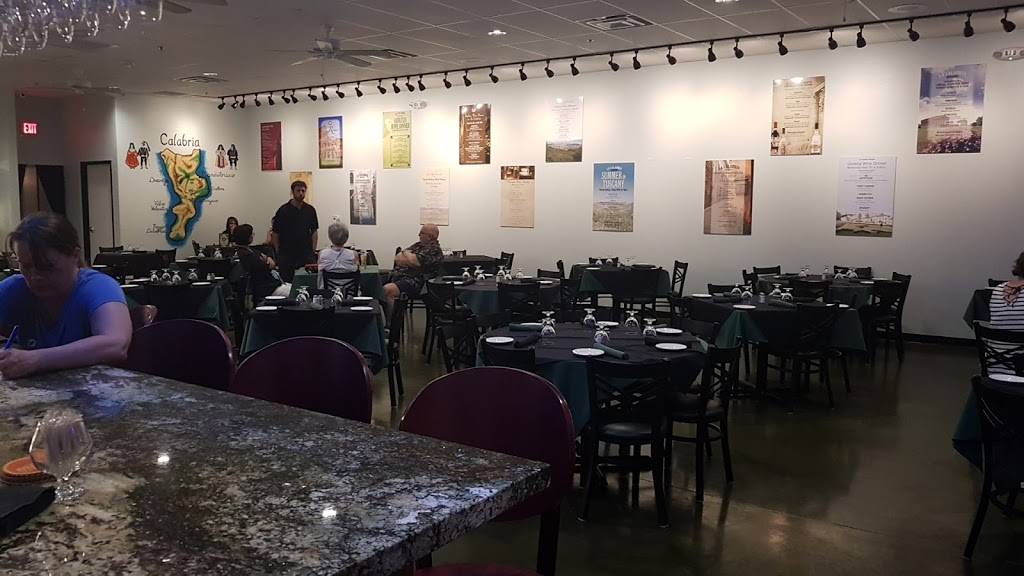 La Calabria Ristorante | restaurant | 2540 S Val Vista Dr #107, Gilbert, AZ 85295, USA | 4807263537 OR +1 480-726-3537