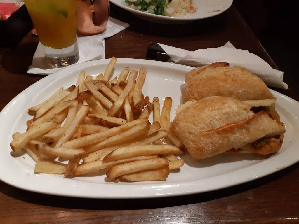 TGI Fridays | meal takeaway | 449 Opry Mills Dr, Nashville, TN 37214, USA | 6159707437 OR +1 615-970-7437