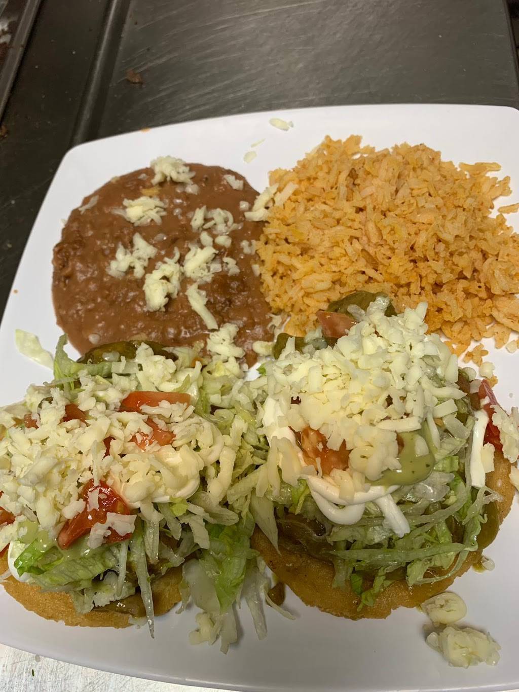 TacoSamich | restaurant | 535 N Country Club Dr, Mesa, AZ 85201, USA | 4808330128 OR +1 480-833-0128