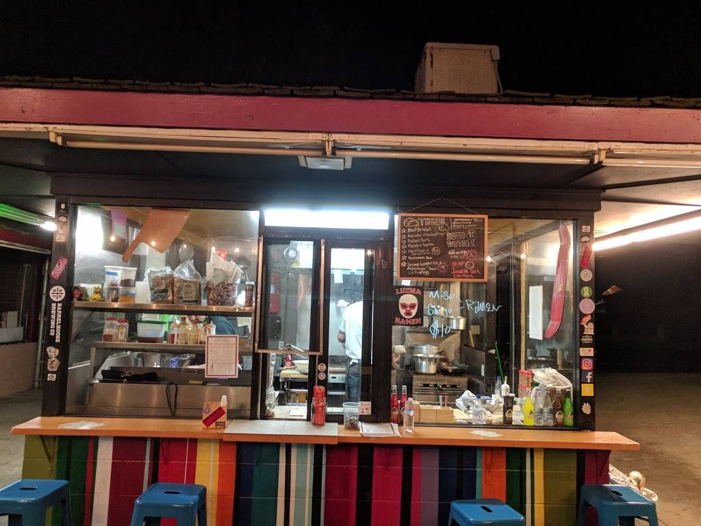 Tacos Lucha | restaurant | 1001 N Court St, Visalia, CA 93291, USA | 5593727071 OR +1 559-372-7071