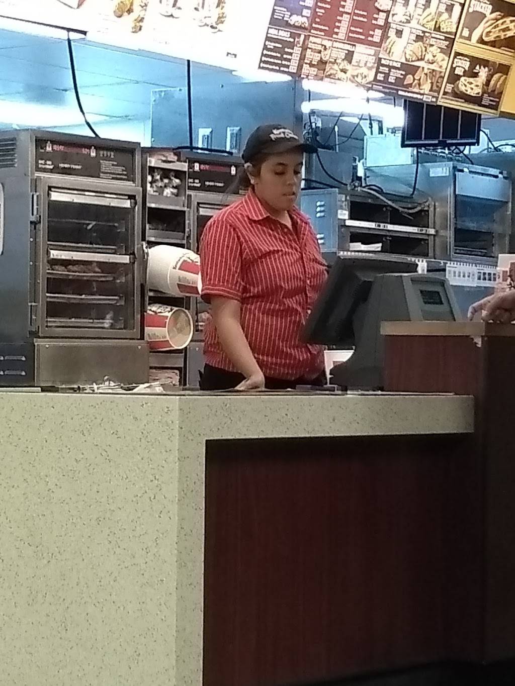 KFC | restaurant | 8830 N Loop Dr, El Paso, TX 79907, USA | 9152361647 OR +1 915-236-1647