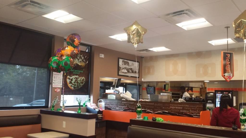Dunkin | bakery | 105 E Derenne Ave, Savannah, GA 31405, USA | 9122313253 OR +1 912-231-3253