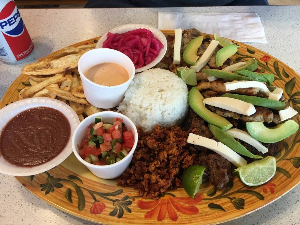 El Sabor Catracho | restaurant | 8015 Pendleton Pike, Indianapolis, IN 46226, USA | 3174929498 OR +1 317-492-9498