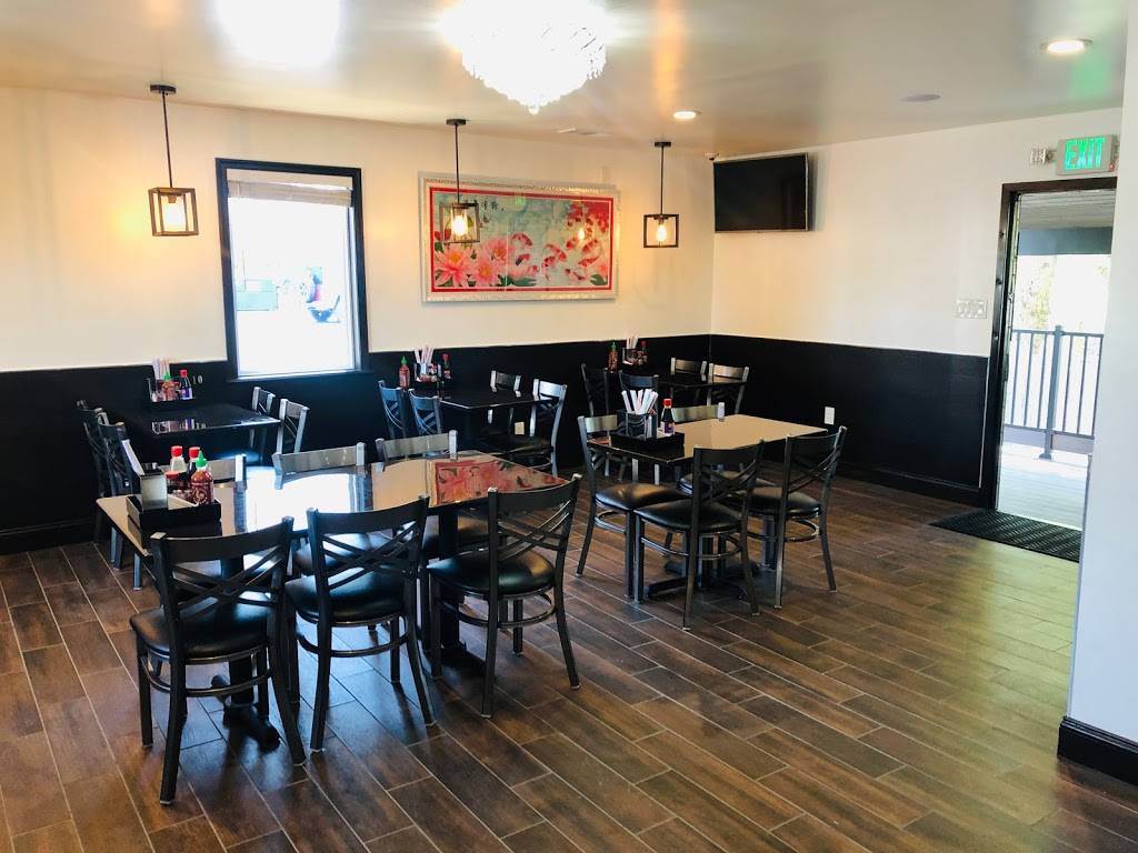 JJ Pho | restaurant | 216 W Pulaski Hwy, Elkton, MD 21921, USA | 4106201888 OR +1 410-620-1888