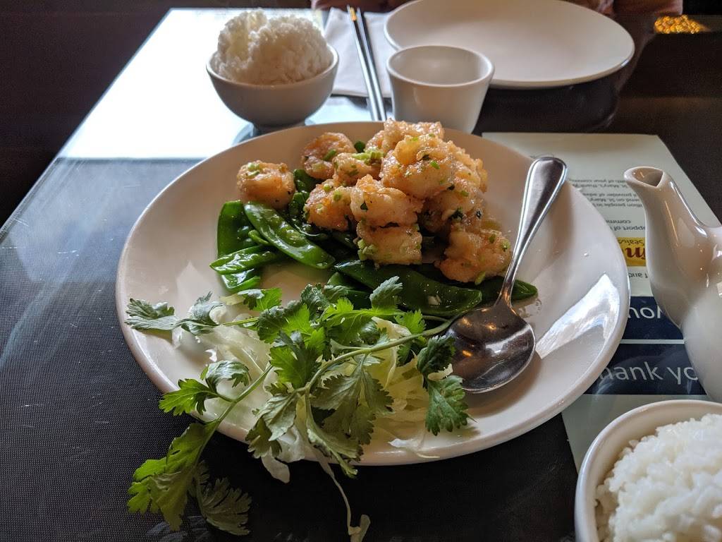 Cameron Chinese Restaurant | restaurant | 19 Cameron St S, Kitchener, ON N2G 3N1, Canada | 5195763030 OR +1 519-576-3030