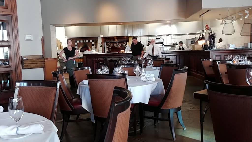 Roosters - A Noble Grille | restaurant | 380 Knollwood St, Winston-Salem, NC 27103, USA | 3367778477 OR +1 336-777-8477