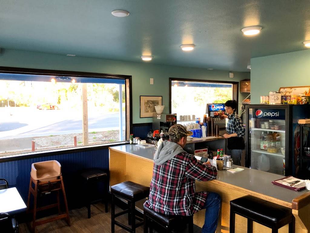 Blue Beacon Restaurant and Lounge | restaurant | 406 S Boone St, Aberdeen, WA 98520, USA | 3605322980 OR +1 360-532-2980