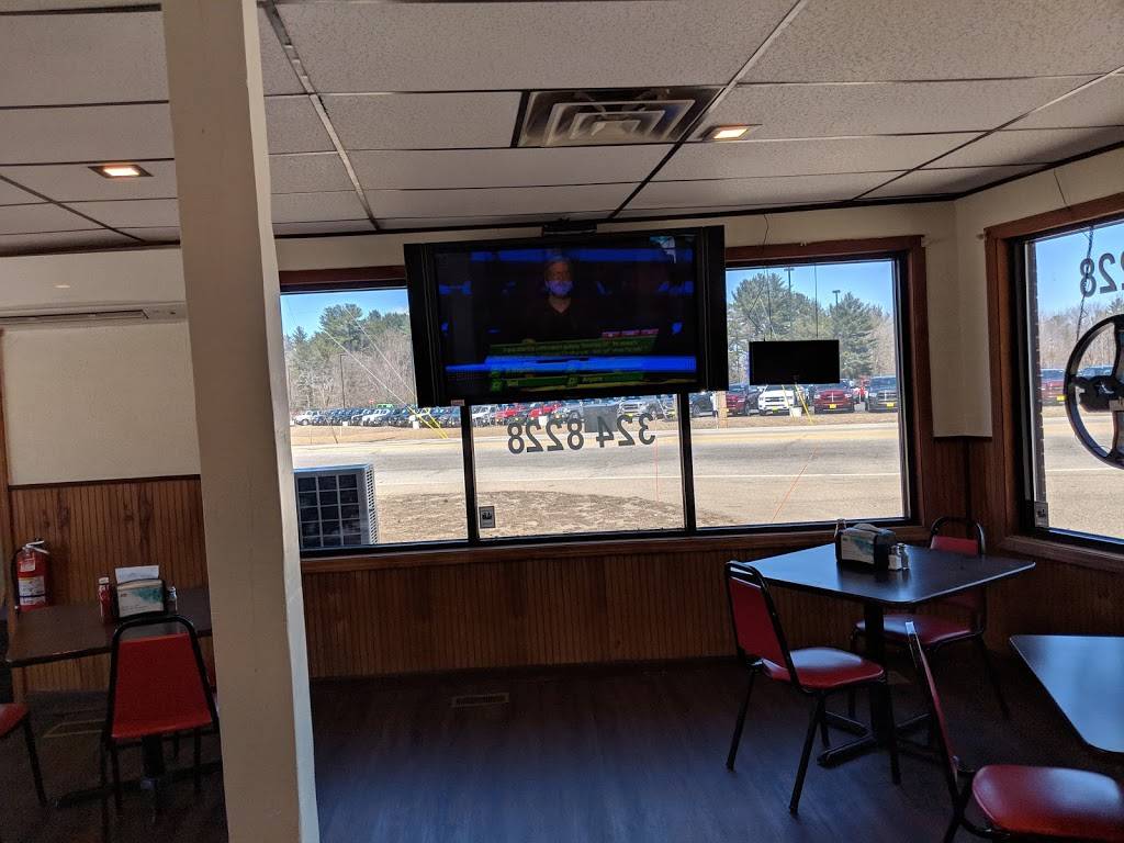 Village Pizza | restaurant | 1735 Main St, Sanford, ME 04073, USA | 2073248228 OR +1 207-324-8228