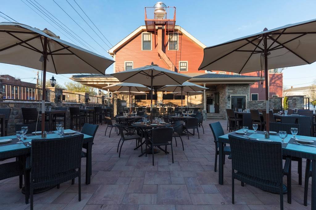 Olde Trading Post | restaurant | 1218 Jericho Turnpike, New Hyde Park, NY 11040, USA | 5164923195 OR +1 516-492-3195