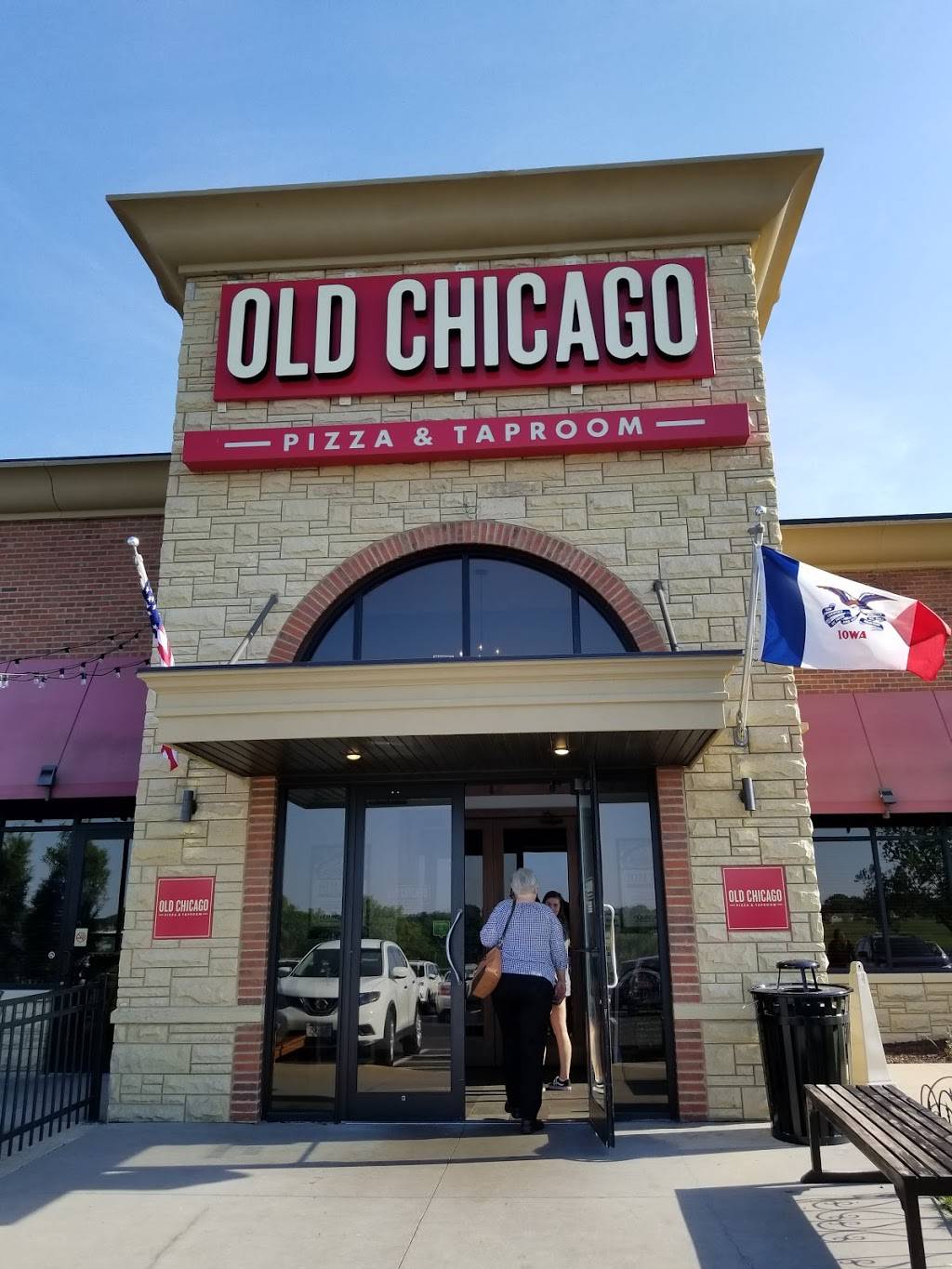 Old Chicago Pizza and Taproom | restaurant | 3100 Dodge St, Dubuque, IA 52003, USA | 5636902040 OR +1 563-690-2040