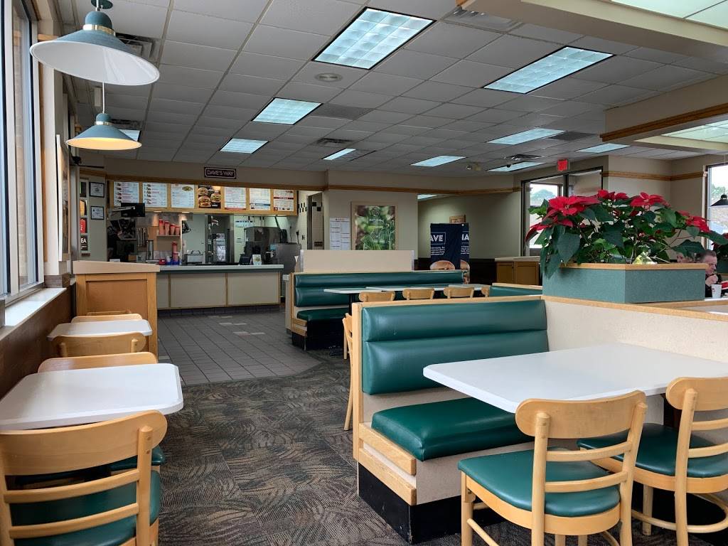 Wendys | restaurant | 1239 N Road St, Elizabeth City, NC 27909, USA | 2523351585 OR +1 252-335-1585