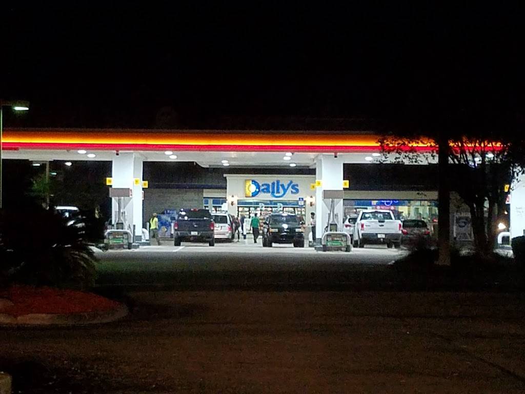 Dailys and Dailys Dash | restaurant | 9115 Merrill Rd, Jacksonville, FL 32211, USA | 9047451205 OR +1 904-745-1205