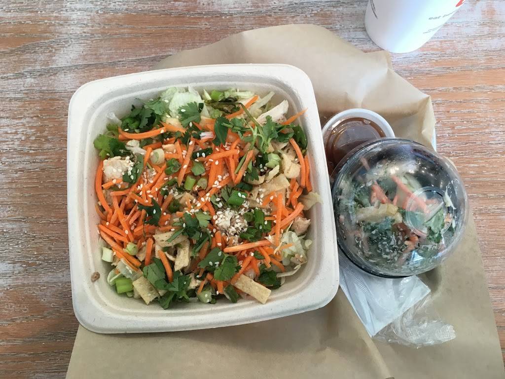 Tropical Smoothie Cafe | restaurant | 5605 N Tarrant Pkwy, Fort Worth, TX 76244, USA | 8178499144 OR +1 817-849-9144