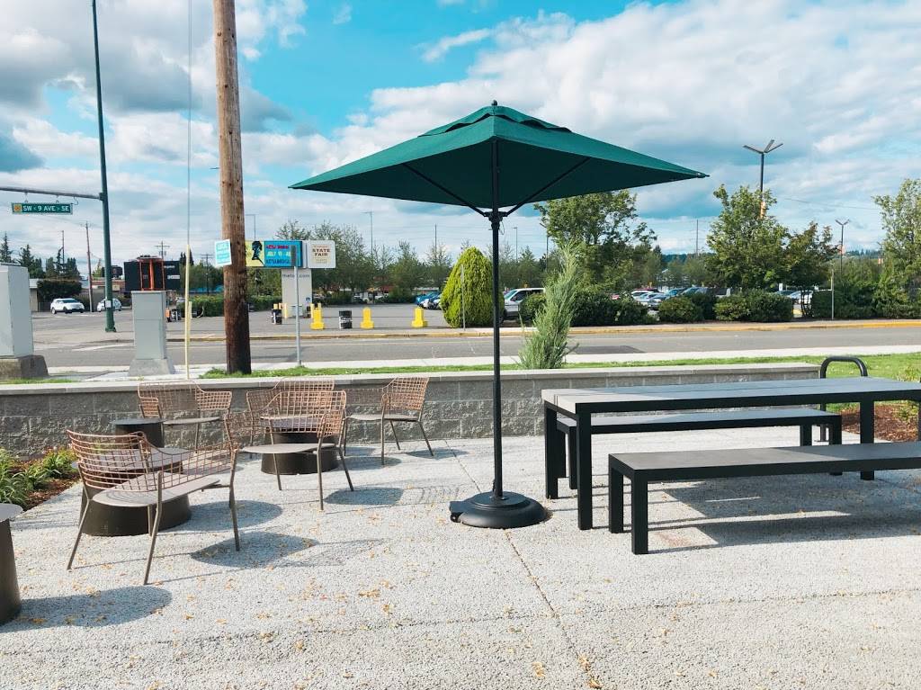 Starbucks | cafe | 909 S Meridian, Puyallup, WA 98371, USA | 2538404900 OR +1 253-840-4900