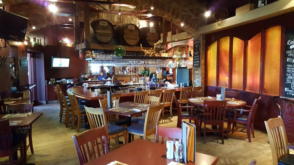 St-Hubert | restaurant | 1415 Boulevard Moody, Terrebonne, QC J6X 4C8, Canada | 5143855555 OR +1 514-385-5555