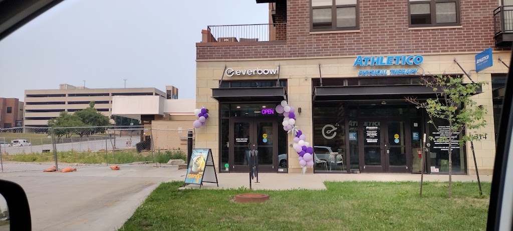 Everbowl - Iowa City | restaurant | 312 S Madison St, Iowa City, IA 52240, USA | 3198558339 OR +1 319-855-8339