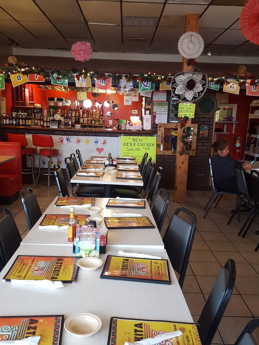 Aztekita Restaurant | restaurant | 128 N Davenport St, Metamora, IL 61548, USA | 3093676050 OR +1 309-367-6050