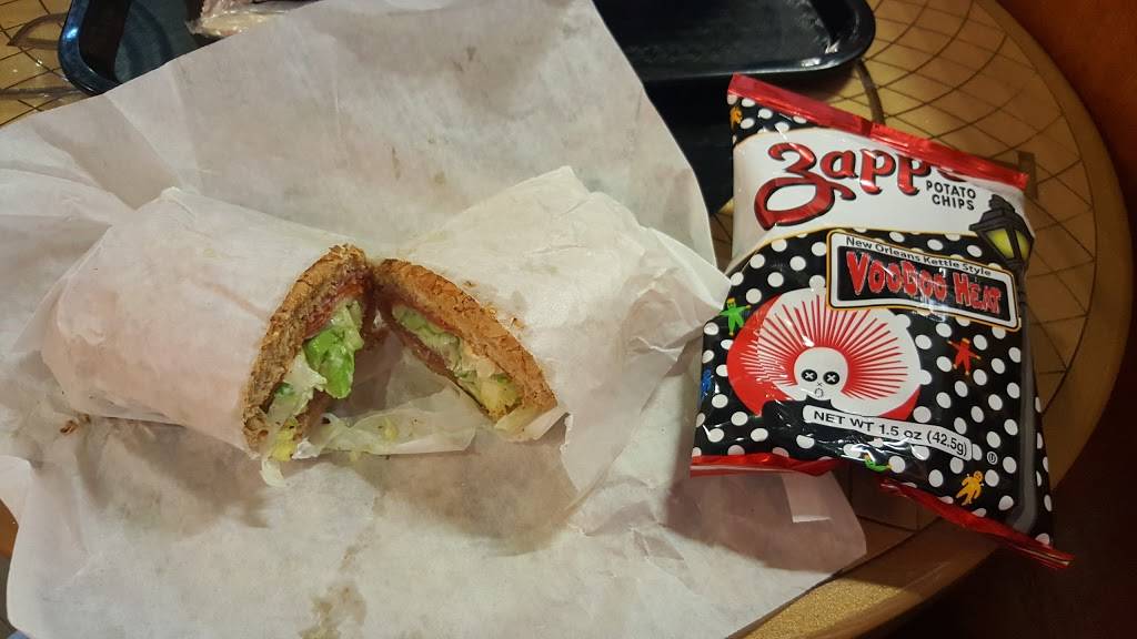 Potbelly Sandwich Shop | restaurant | 2008 E Beltline Ave NE, Grand Rapids, MI 49525, USA | 6168184492 OR +1 616-818-4492