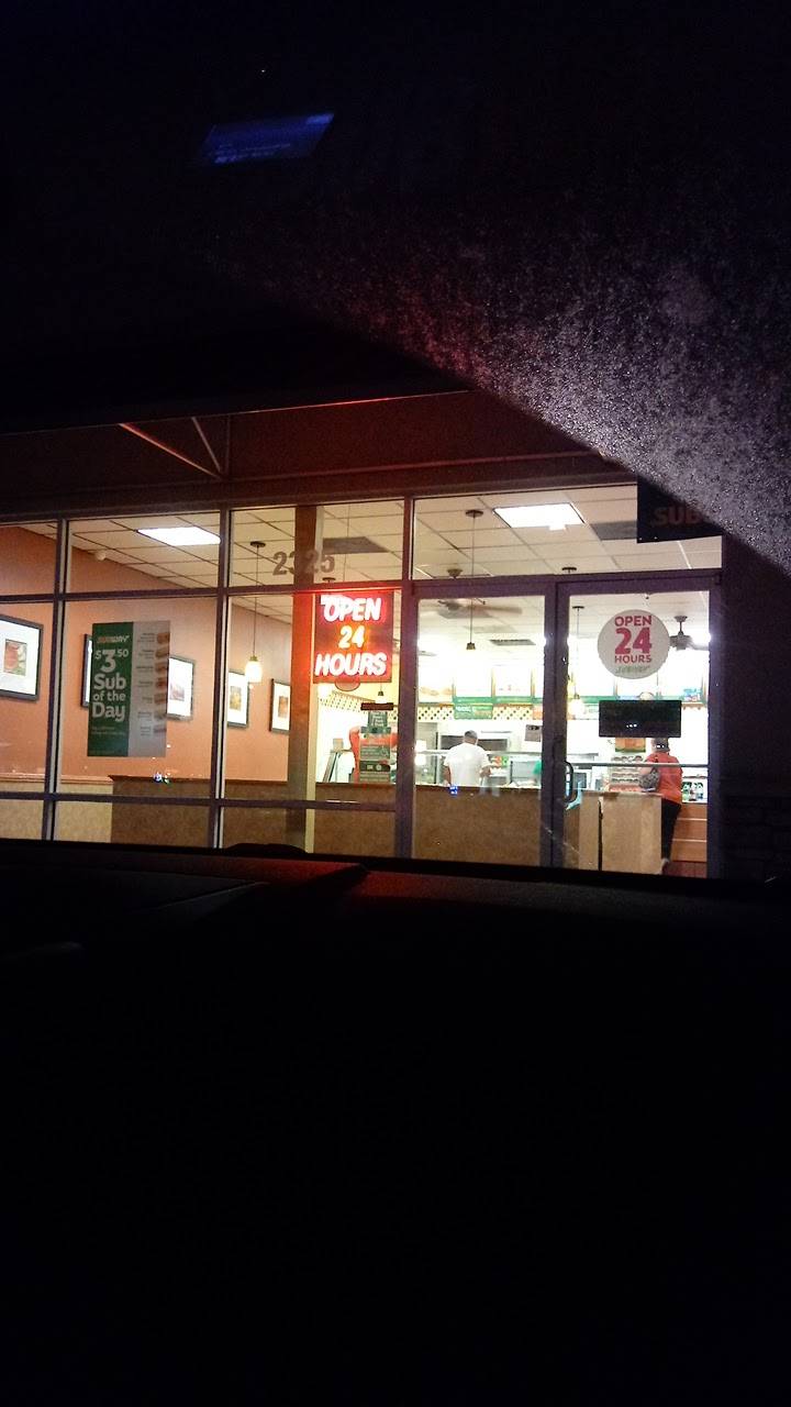 Subway Restaurants | restaurant | 2325 Bay Area Blvd, Houston, TX 77058, USA | 2812862220 OR +1 281-286-2220