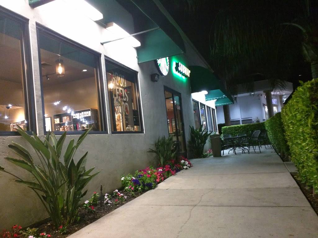 Starbucks | cafe | 2206 Torrey Pines Rd B, La Jolla, CA 92037, USA | 8584544423 OR +1 858-454-4423