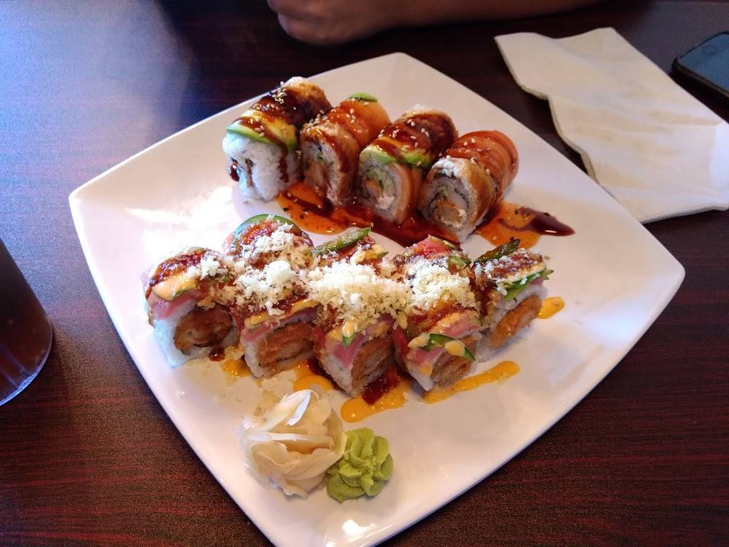 Rock n Roll Sushi | restaurant | 20071 Interstate 45 N, Spring, TX 77388, USA | 3462687050 OR +1 346-268-7050