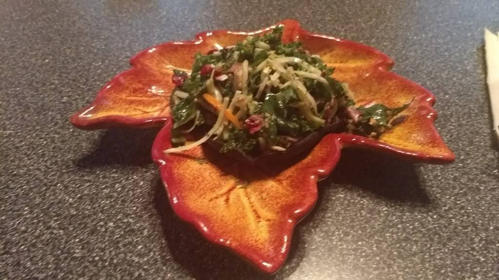 Veggie Village | restaurant | 1314 6th Ave N, Nashville, TN 37208, USA | 6152524600 OR +1 615-252-4600