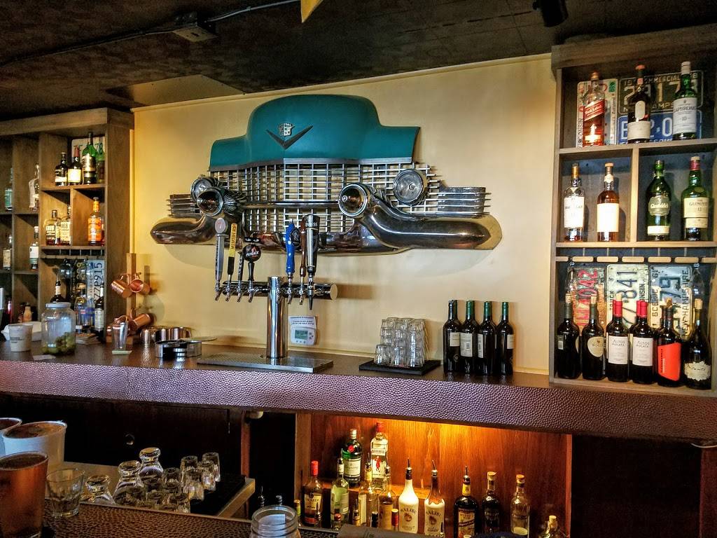 Broderick Roadhouse | restaurant | 319 6th St, West Sacramento, CA 95605, USA | 9163722436 OR +1 916-372-2436