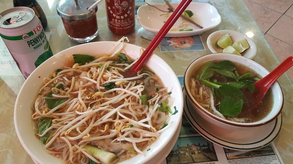 Song Huong | restaurant | 4034 W Waters Ave, Tampa, FL 33614, USA | 8138809676 OR +1 813-880-9676