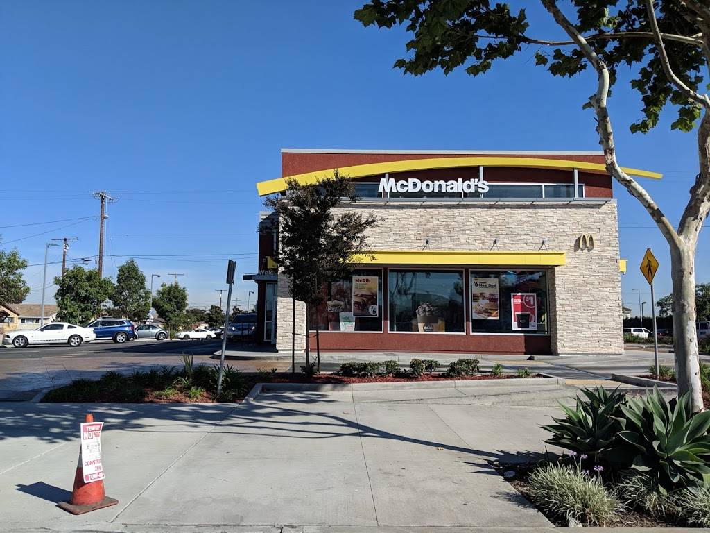 McDonalds | cafe | 15606 Hawthorne Blvd, Lawndale, CA 90260, USA | 3106764425 OR +1 310-676-4425