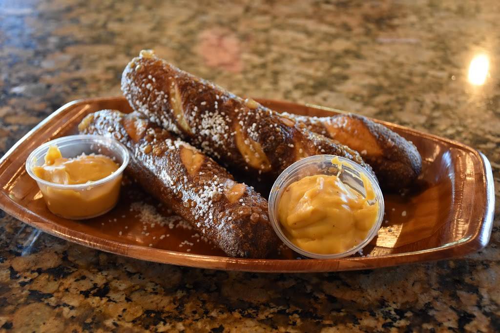 The Nickle Plate Bar & Grill | restaurant | 954 State Route 487, Elysburg, PA 17824, USA | 5706725277 OR +1 570-672-5277