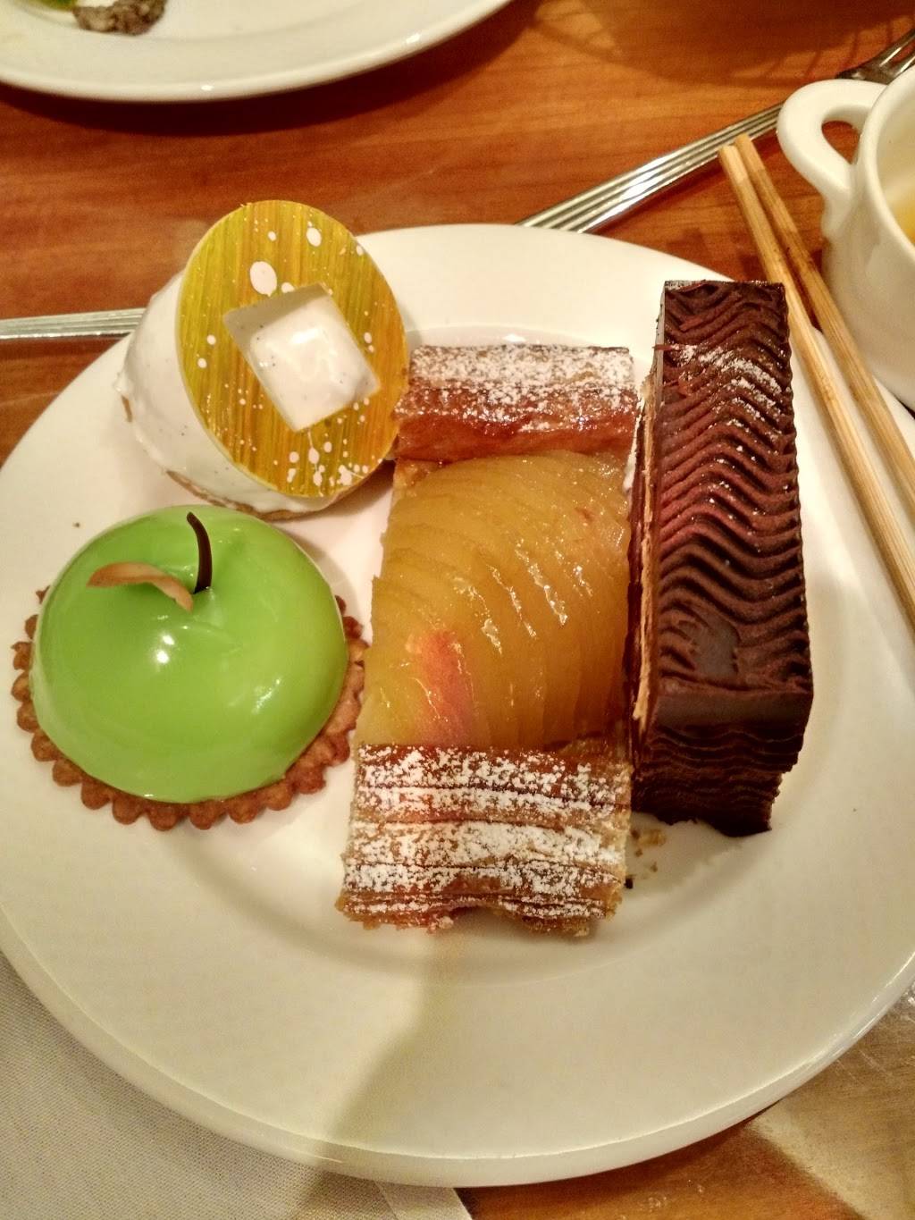 American Harvest Restaurant | restaurant | 18600 Haggerty Rd, Livonia, MI 48152, USA | 7344624488 OR +1 734-462-4488