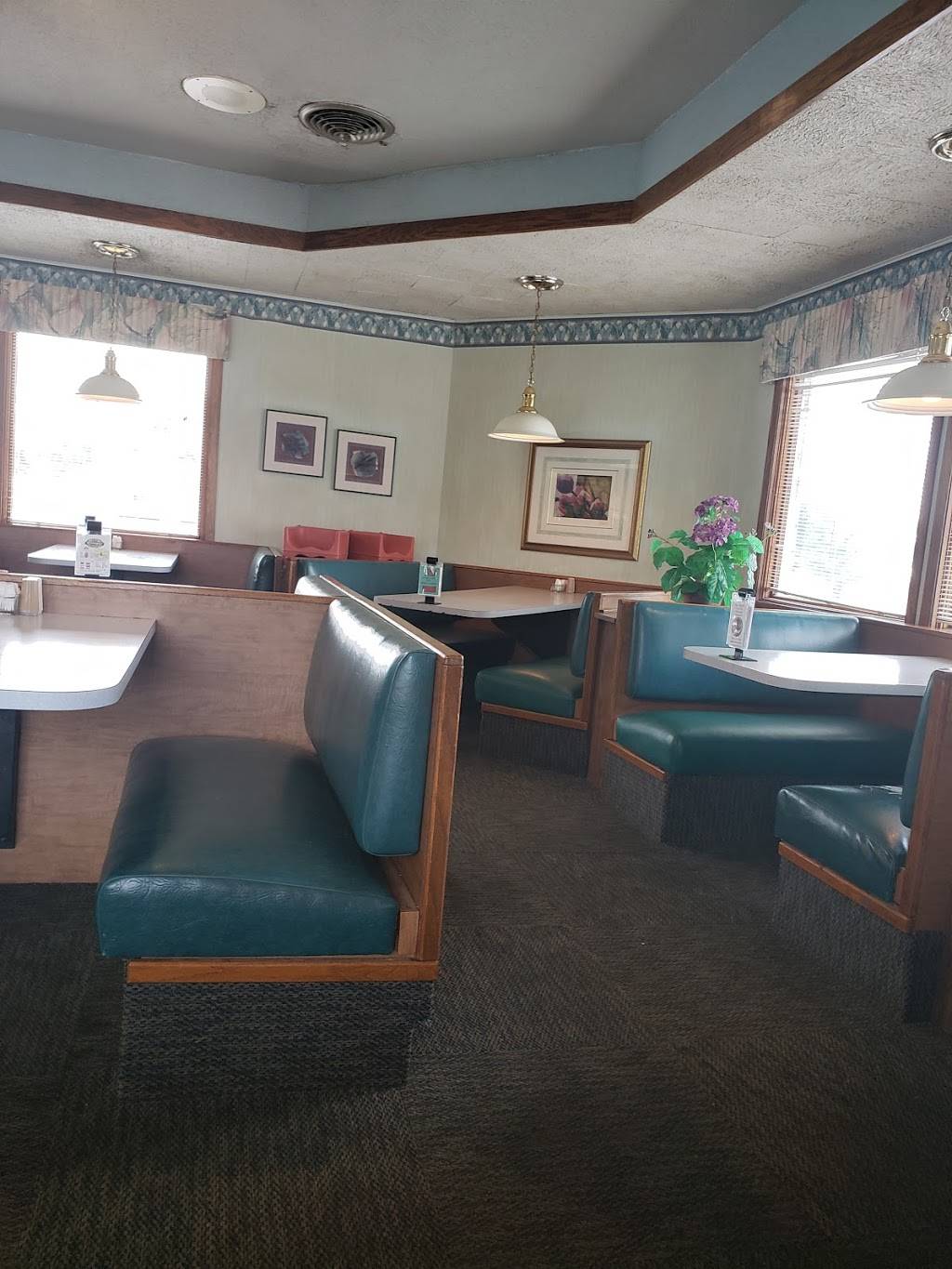 Villager | restaurant | 1502 W Main St, Sac City, IA 50583, USA | 7126627171 OR +1 712-662-7171