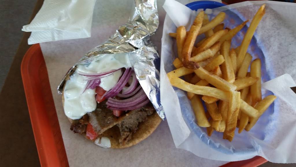 Maxwells Burgers Fresh Salads | restaurant | 17772 Wika Rd, Apple Valley, CA 92307, USA | 7602425504 OR +1 760-242-5504