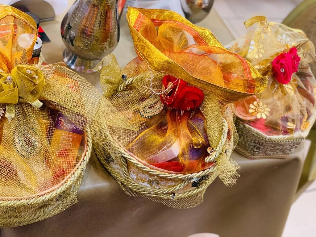 Punjabi By Nature | restaurant | 9980 Airport Rd #6, Brampton, ON L6S 0C5, Canada | 9057911500 OR +1 905-791-1500