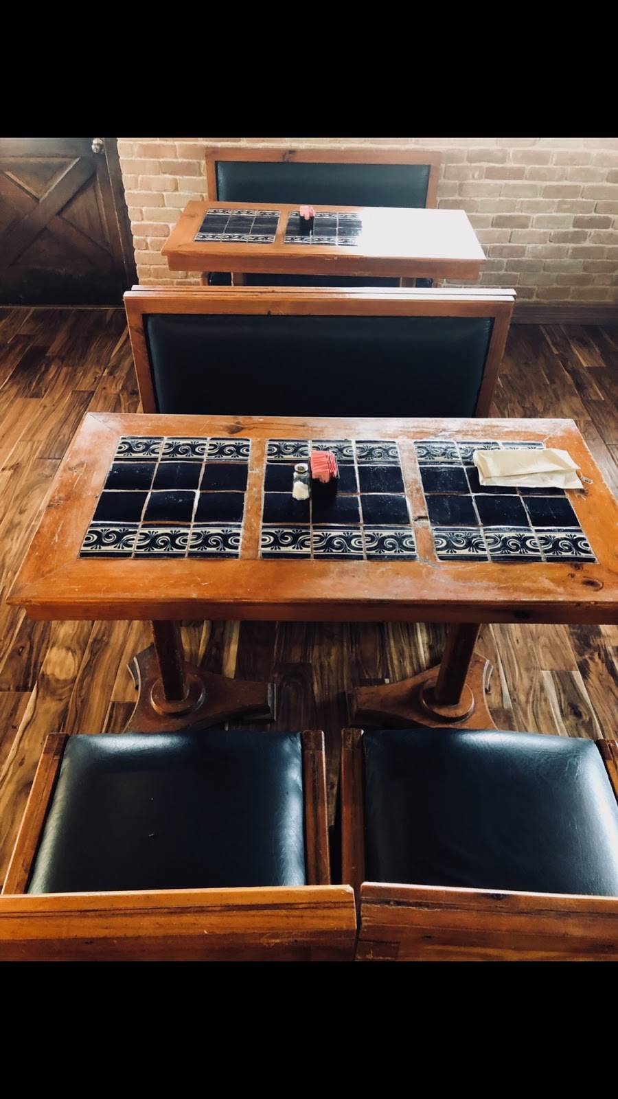 El Mesón | restaurant | 5808 Burleson Rd, Austin, TX 78744, USA | 5124160749 OR +1 512-416-0749