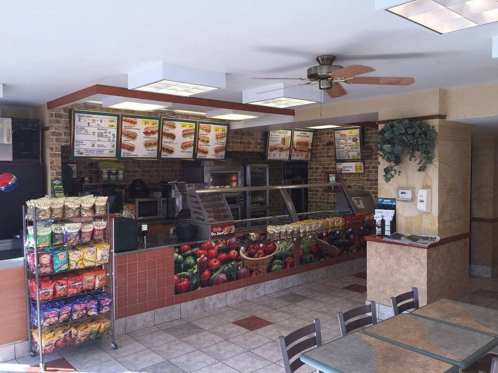 Subway | restaurant | 2544 Rue Ontario E, Montréal, QC H2K 1W4, Canada | 5143038565 OR +1 514-303-8565