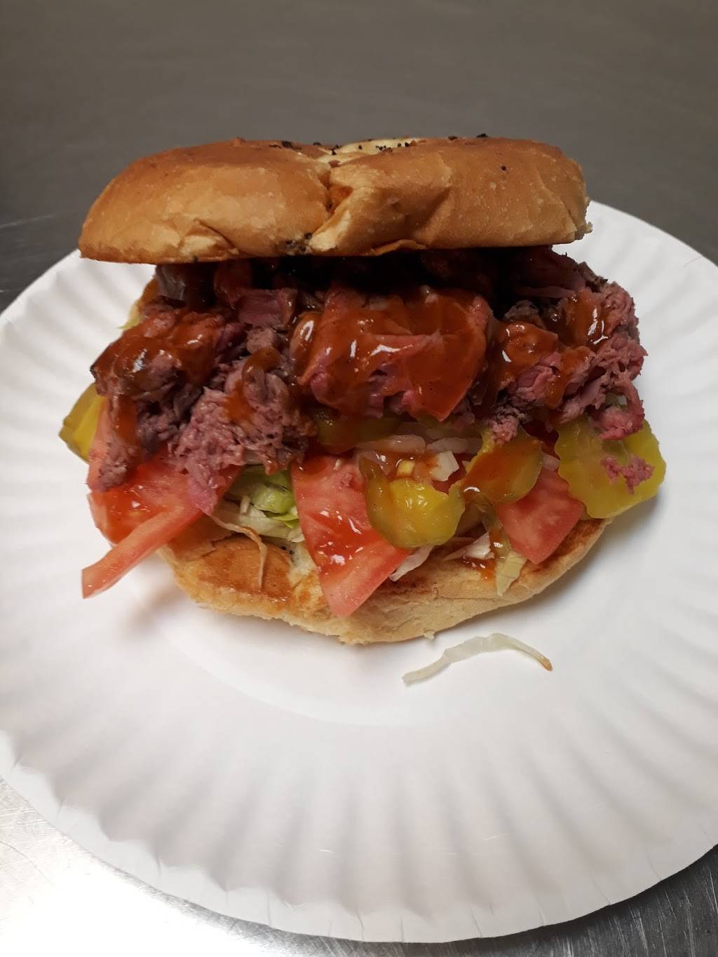 Giovannis Roast Beef & Pizza | restaurant | 209 W River Rd Unit 8, Hooksett, NH 03106, USA | 6039359820 OR +1 603-935-9820