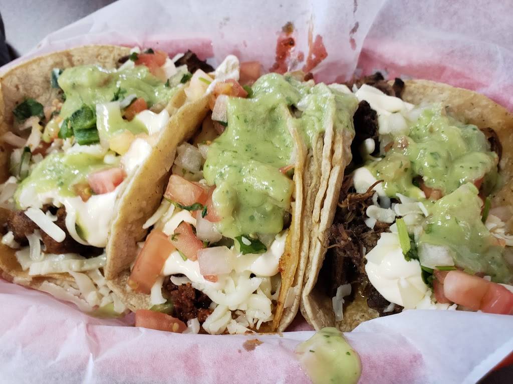 Los Compadres Mexican Taqueria in Batavia | restaurant | 40 Oak St, Batavia, NY 14020, USA | 5852504067 OR +1 585-250-4067