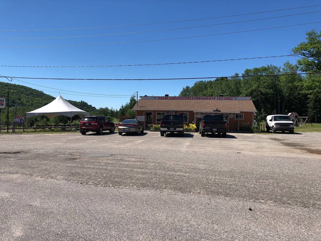 Casse-Croute chez lorraine | restaurant | 19-17 Chemin de la Pointe, Notre-Dame-de-Pontmain, QC J0W 1S0, Canada | 8197672062 OR +1 819-767-2062