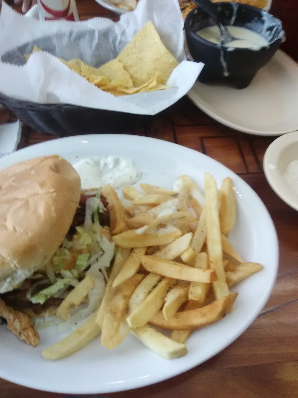 La Bamba Mexican Restaurant | restaurant | 207 North Service Rd E #207, Ruston, LA 71270, USA | 3182554219 OR +1 318-255-4219