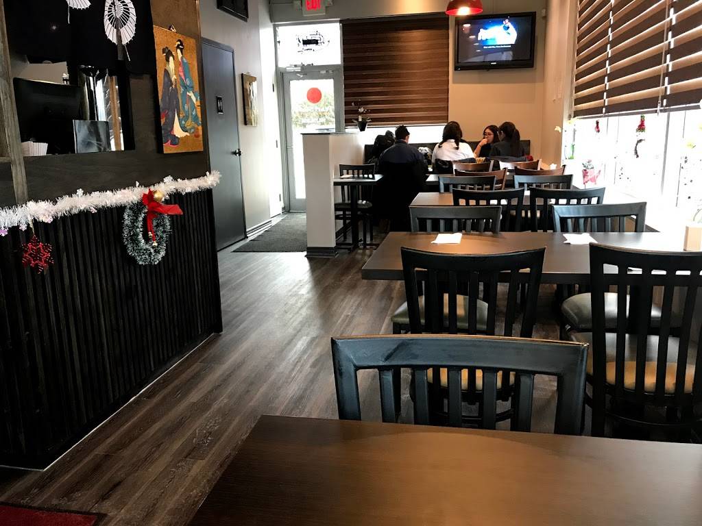 Pearl Sushi | restaurant | 10066 Bayview Ave, Richmond Hill, ON L4C 2K9, Canada | 9057702222 OR +1 905-770-2222